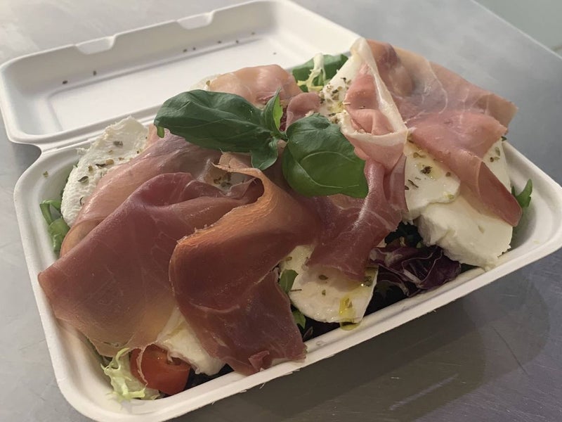 Salad Ivanos 1 Takeaway Box